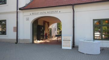 Reguly Antal Múzeum és Népművészeti Alkotóház, Zirc